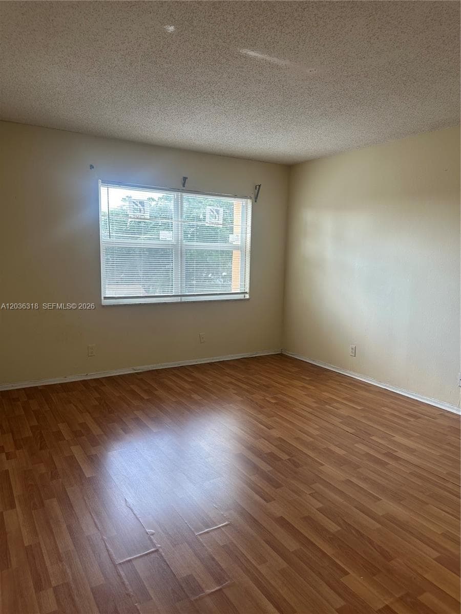 VENETIAN GARDENS · #B201 in Hialeah - Photo 16