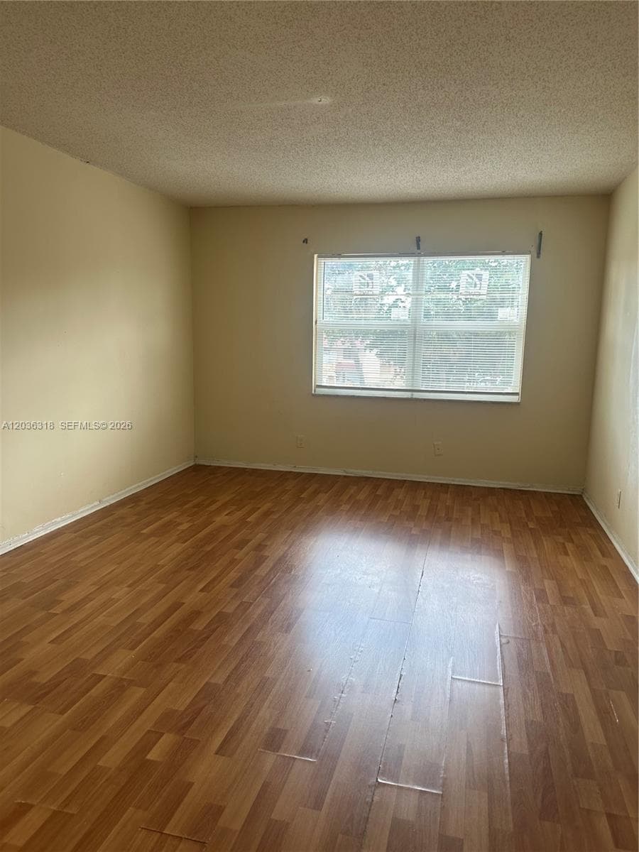 VENETIAN GARDENS · #B201 in Hialeah - Photo 12