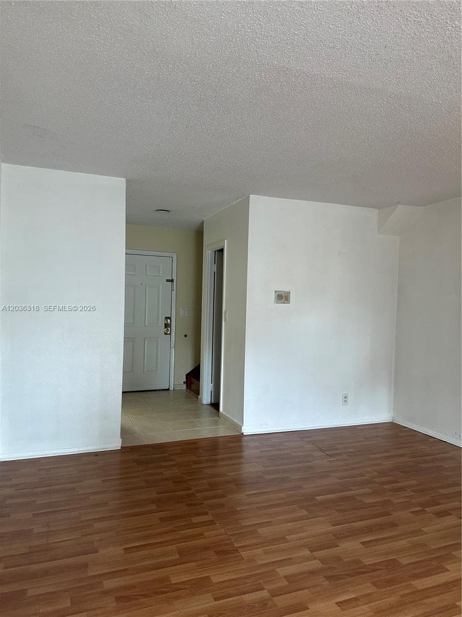 VENETIAN GARDENS · #B201 in Hialeah - Photo 3