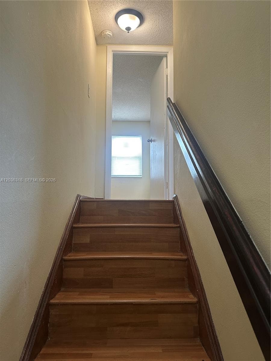 VENETIAN GARDENS · #B201 in Hialeah - Photo 9