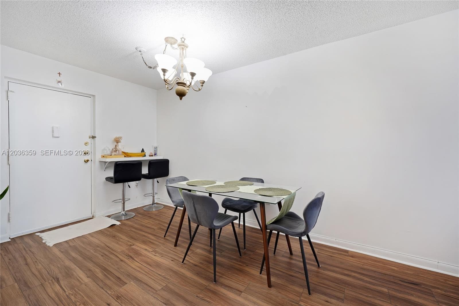Caribbean Breeze · #407 in Sunny Isles Beach - Photo 4