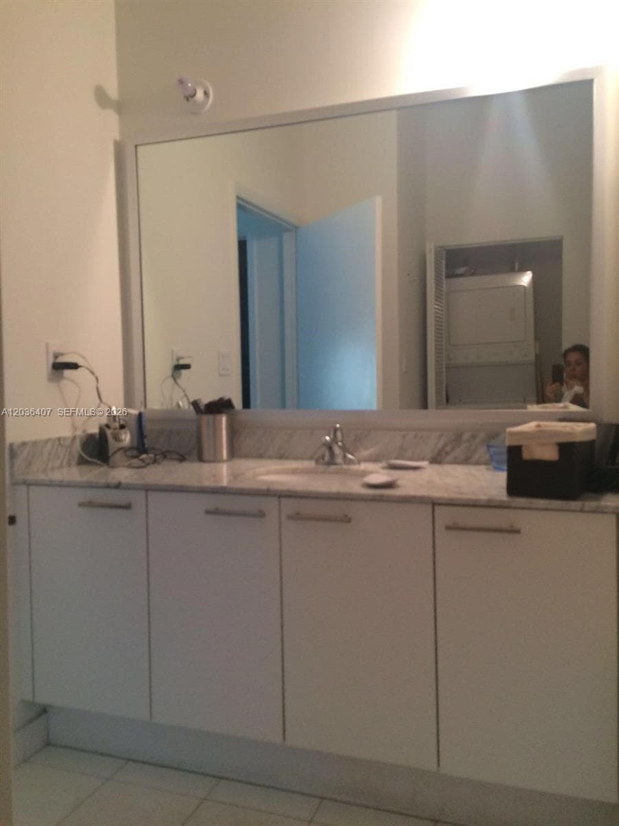 THE MERIDIAN CONDO · #426 in Miami Beach - Photo 9