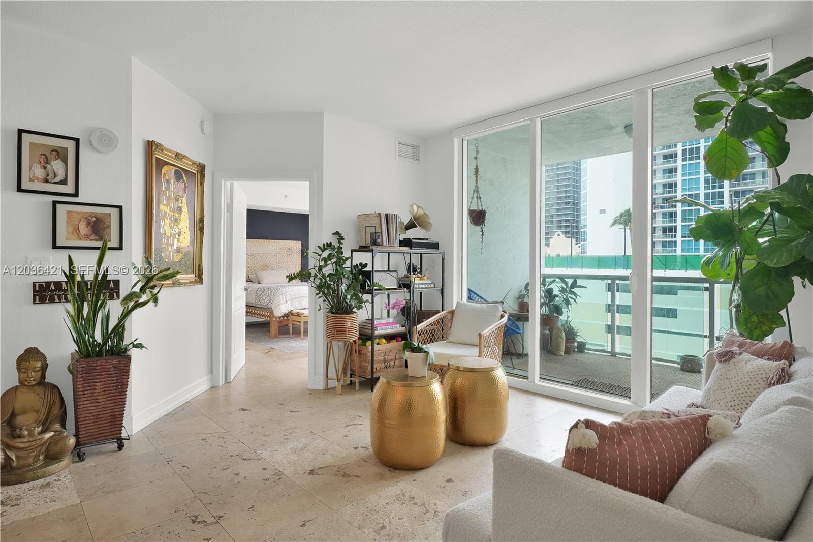 MOON BAY OF MIAMI CONDO · #901 in Miami - Photo 15