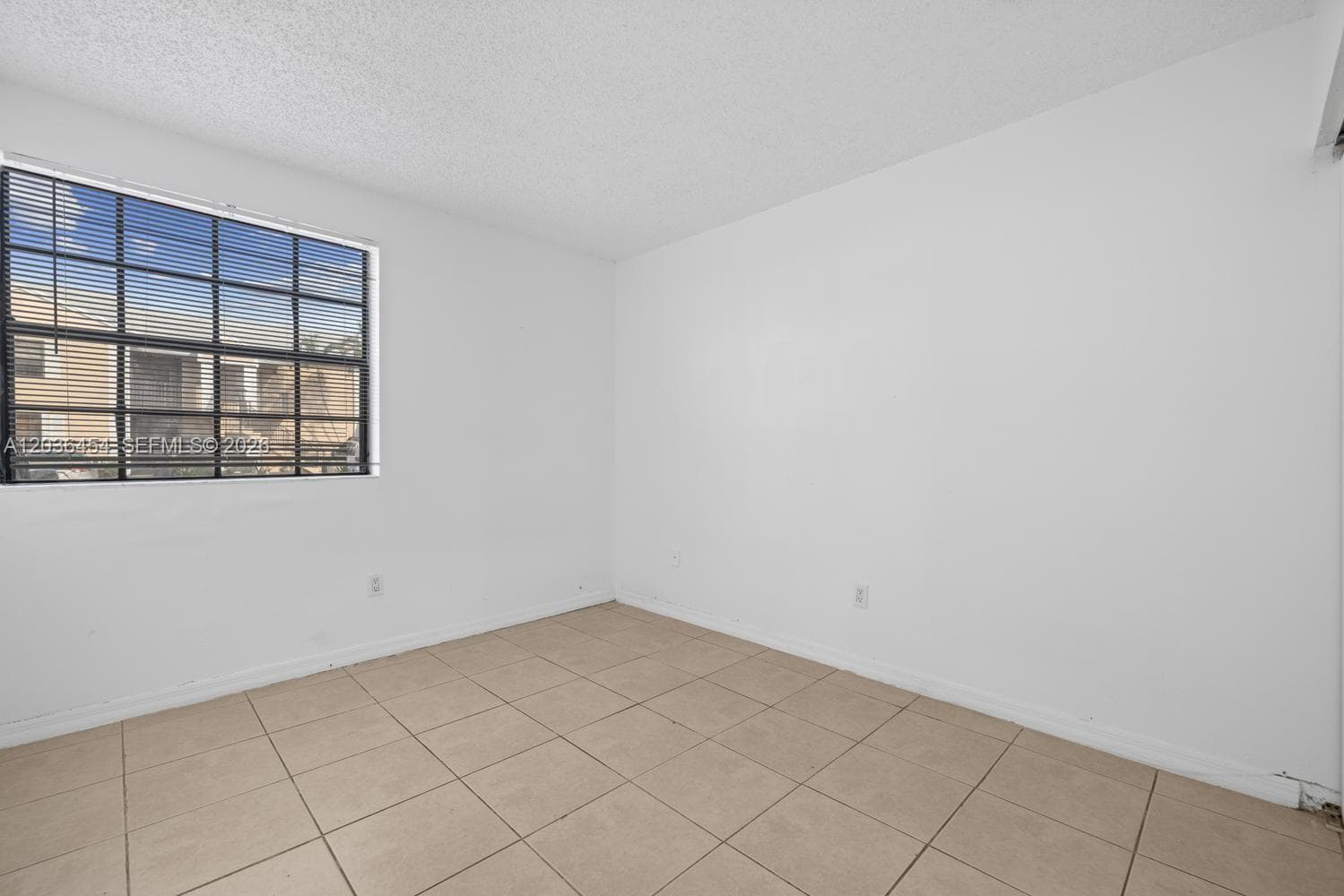 Lakeshore Condo · #1055G in Homestead - Photo 15