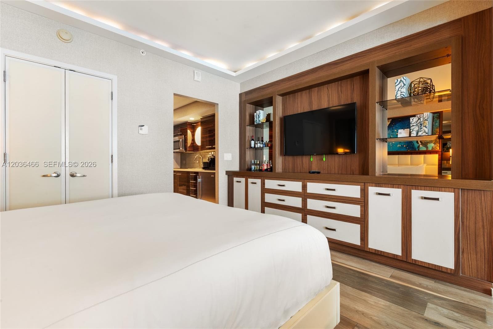 551 FLB CONDOMINIUM HOTEL · #H1007 in Fort Lauderdale - Photo 4