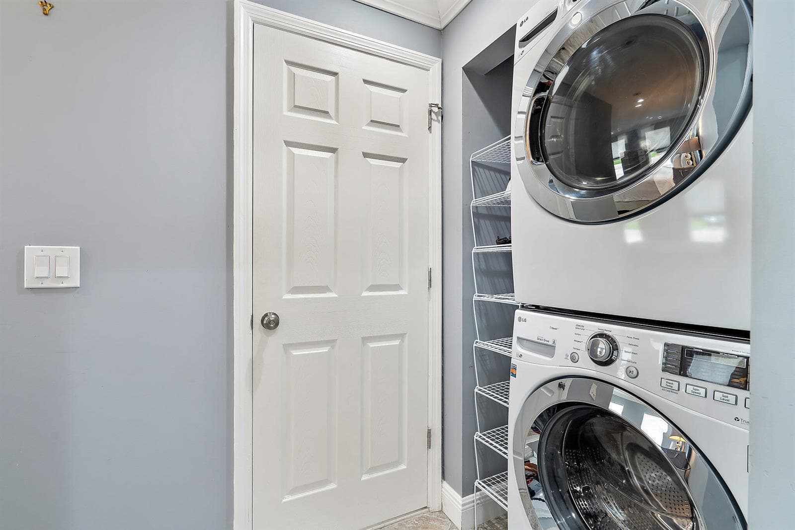 1779 Len Dr 2 bedroom laundry