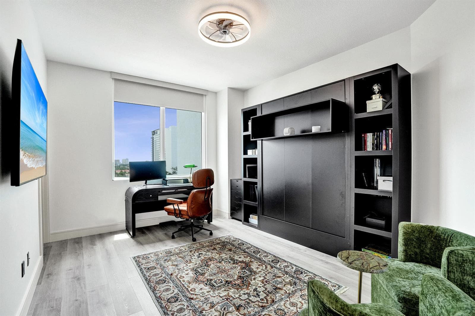 STRADA 315 #1206 2ND BED OFFICE