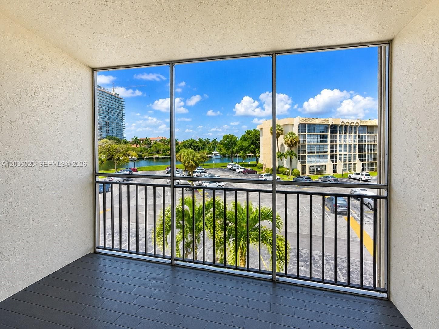 DESOTO PARK · #303 in Hallandale Beach - Photo 10