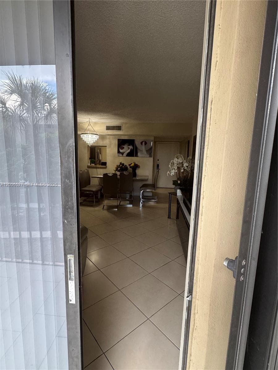 Fox Chase · #310 in Miami - Photo 31