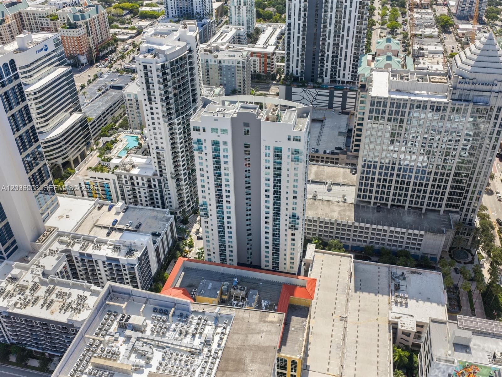 350 LAS OLAS PLACE CONDO · #980 in Fort Lauderdale - Photo 2