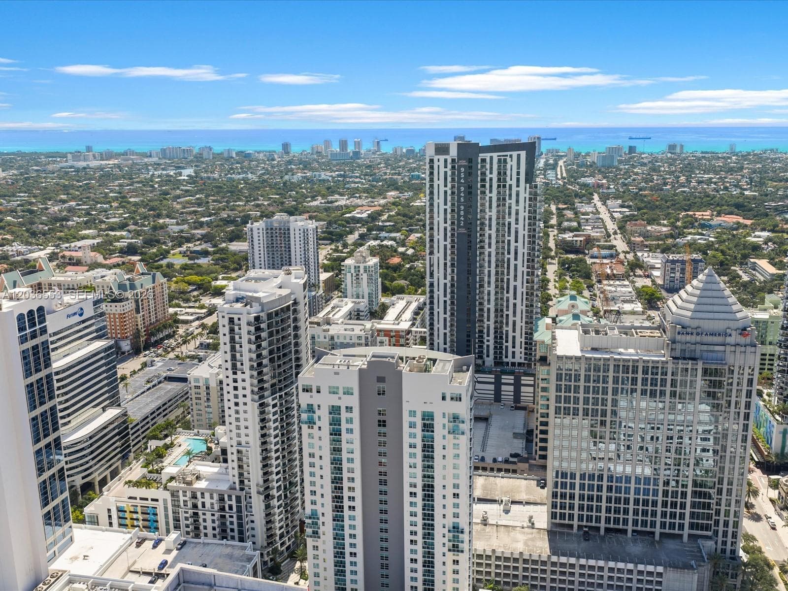 350 LAS OLAS PLACE CONDO · #980 in Fort Lauderdale - Photo 4