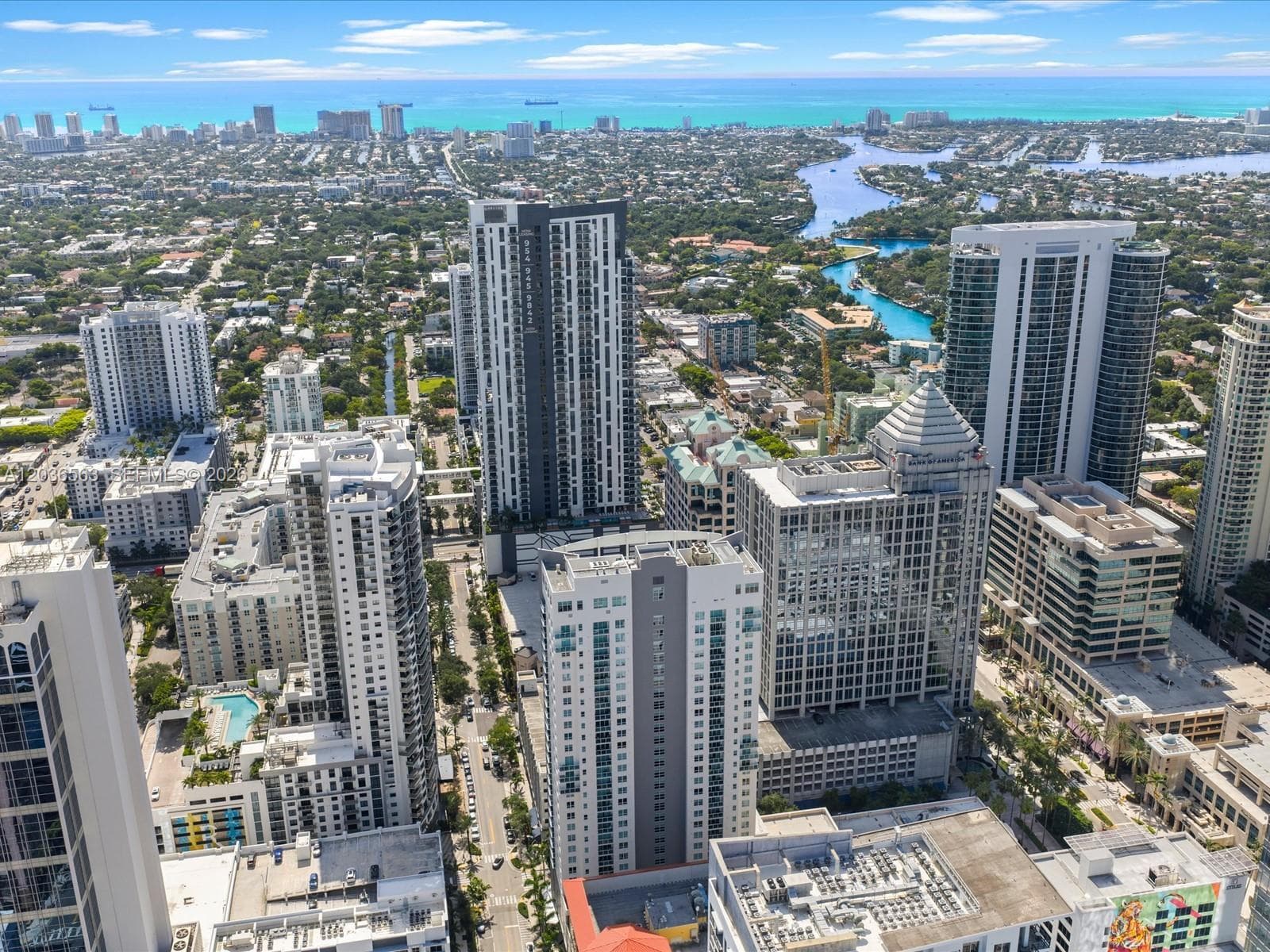 350 LAS OLAS PLACE CONDO · #980 in Fort Lauderdale - Photo 3