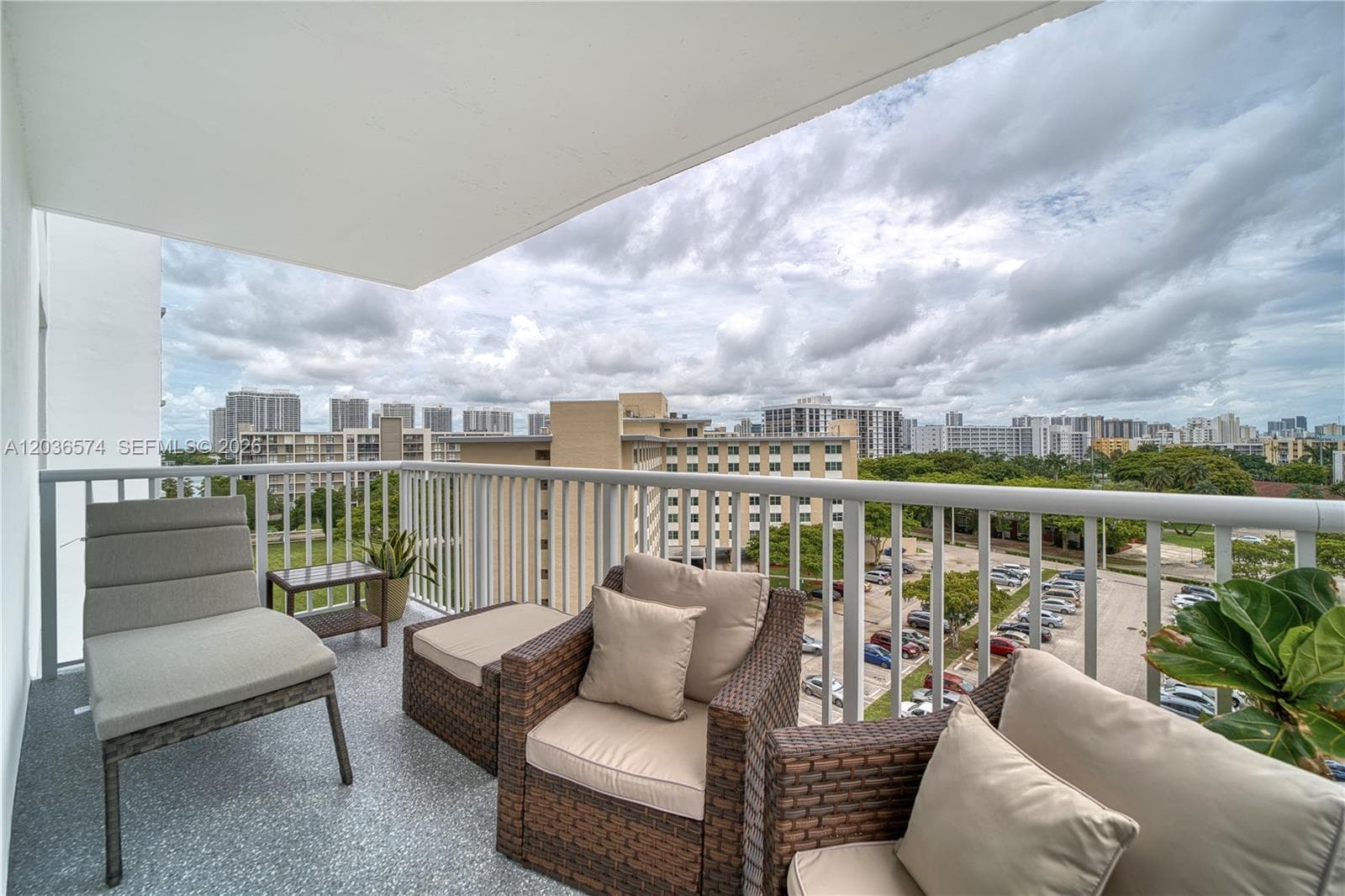 WINSTON TOWERS 400 · #818 in Sunny Isles Beach - Photo 43