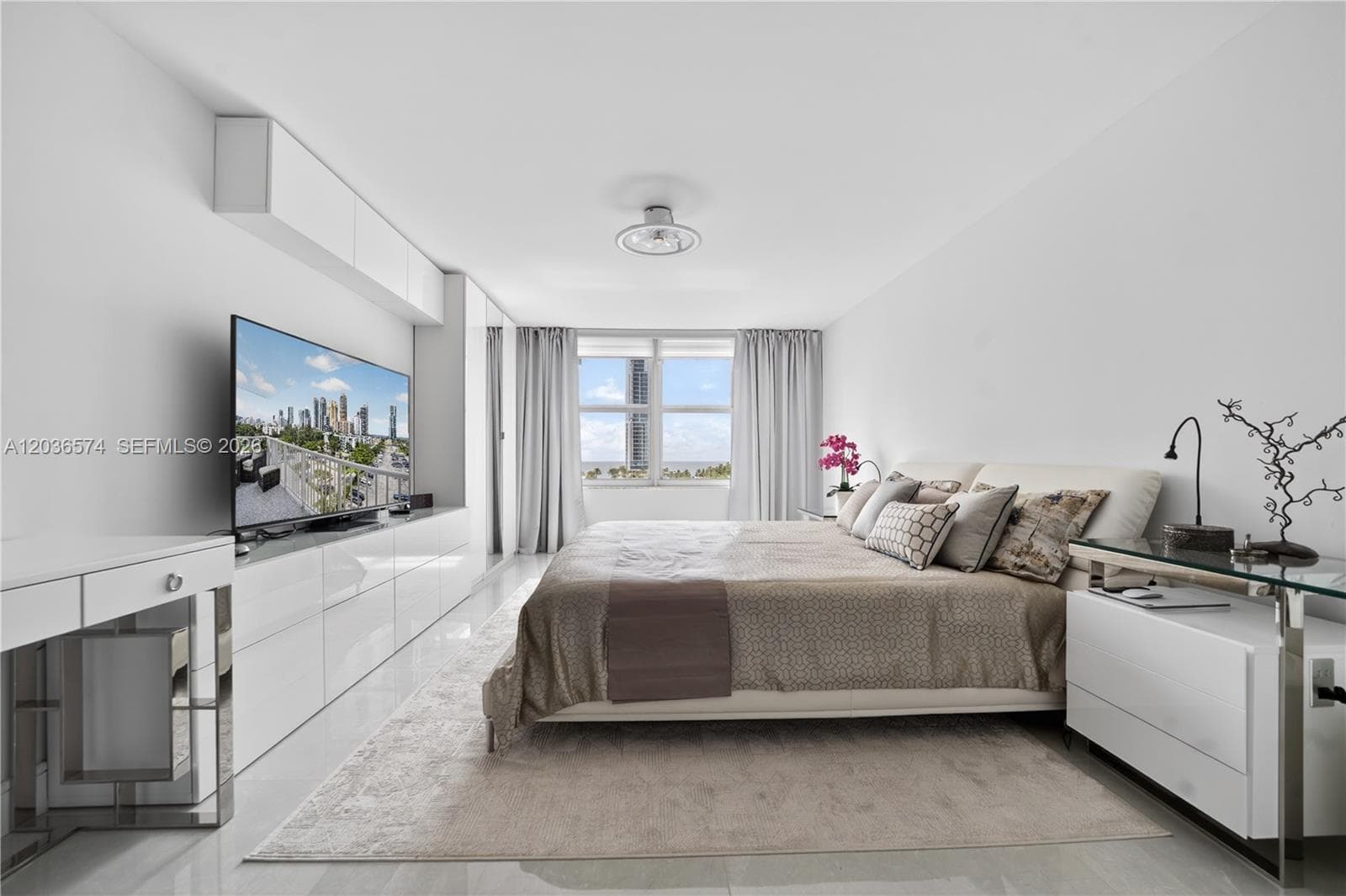 WINSTON TOWERS 400 · #818 in Sunny Isles Beach - Photo 28