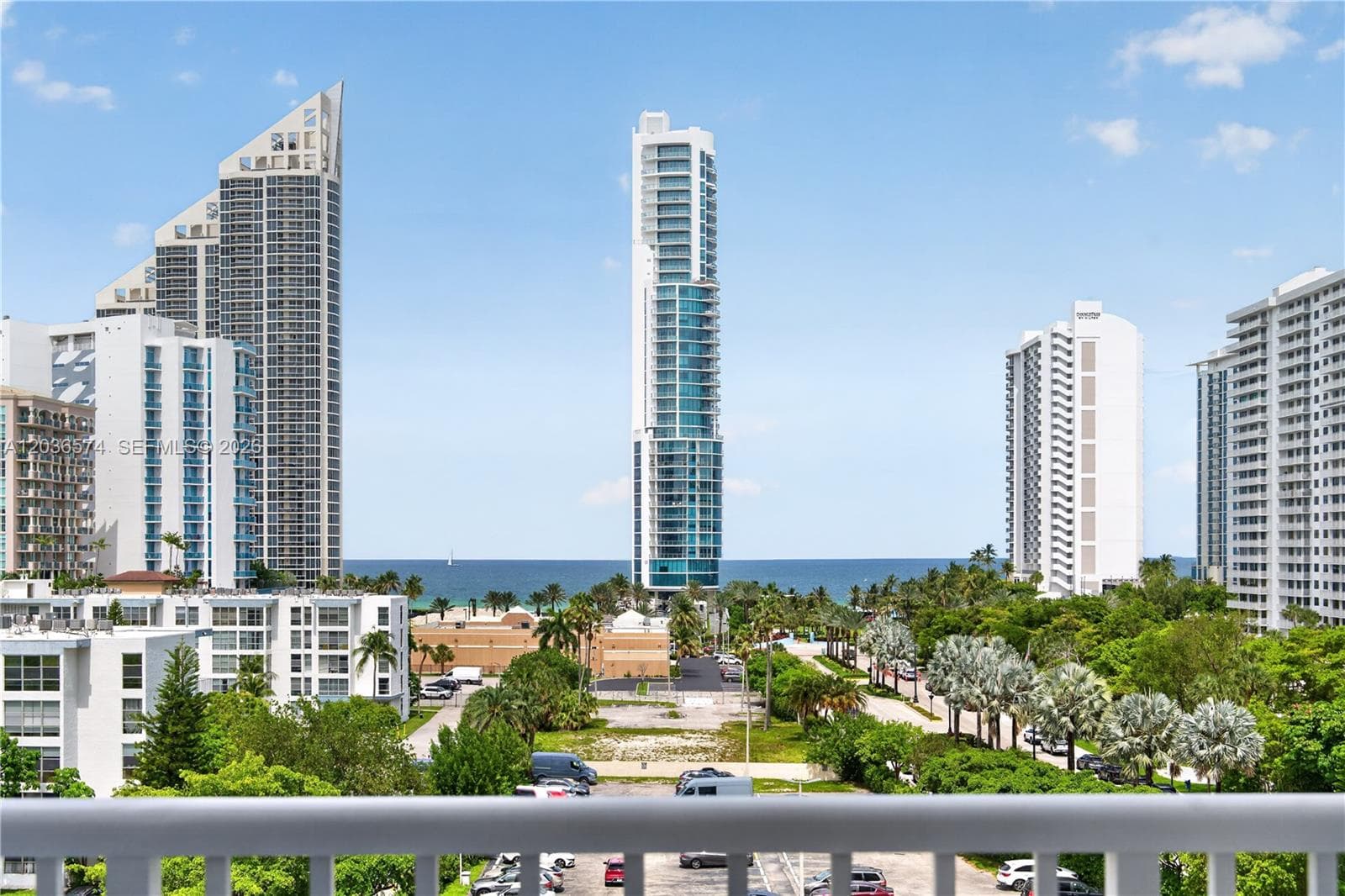 WINSTON TOWERS 400 · #818 in Sunny Isles Beach - Photo 39