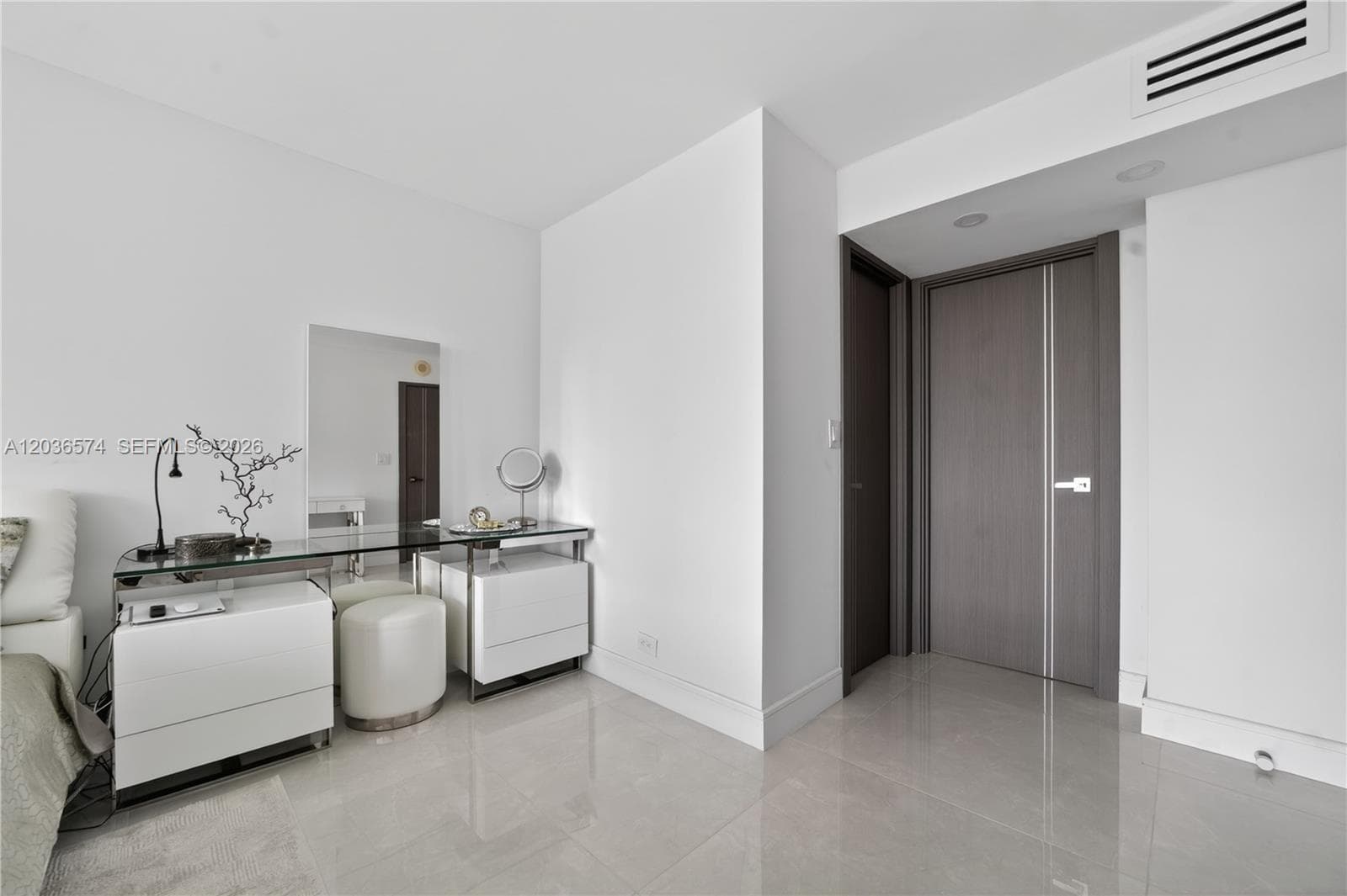 WINSTON TOWERS 400 · #818 in Sunny Isles Beach - Photo 29