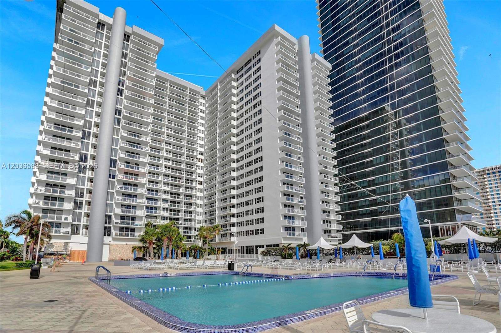 PARKER PLAZA CONDO ESTATE · #821 in Hallandale Beach - Photo 38