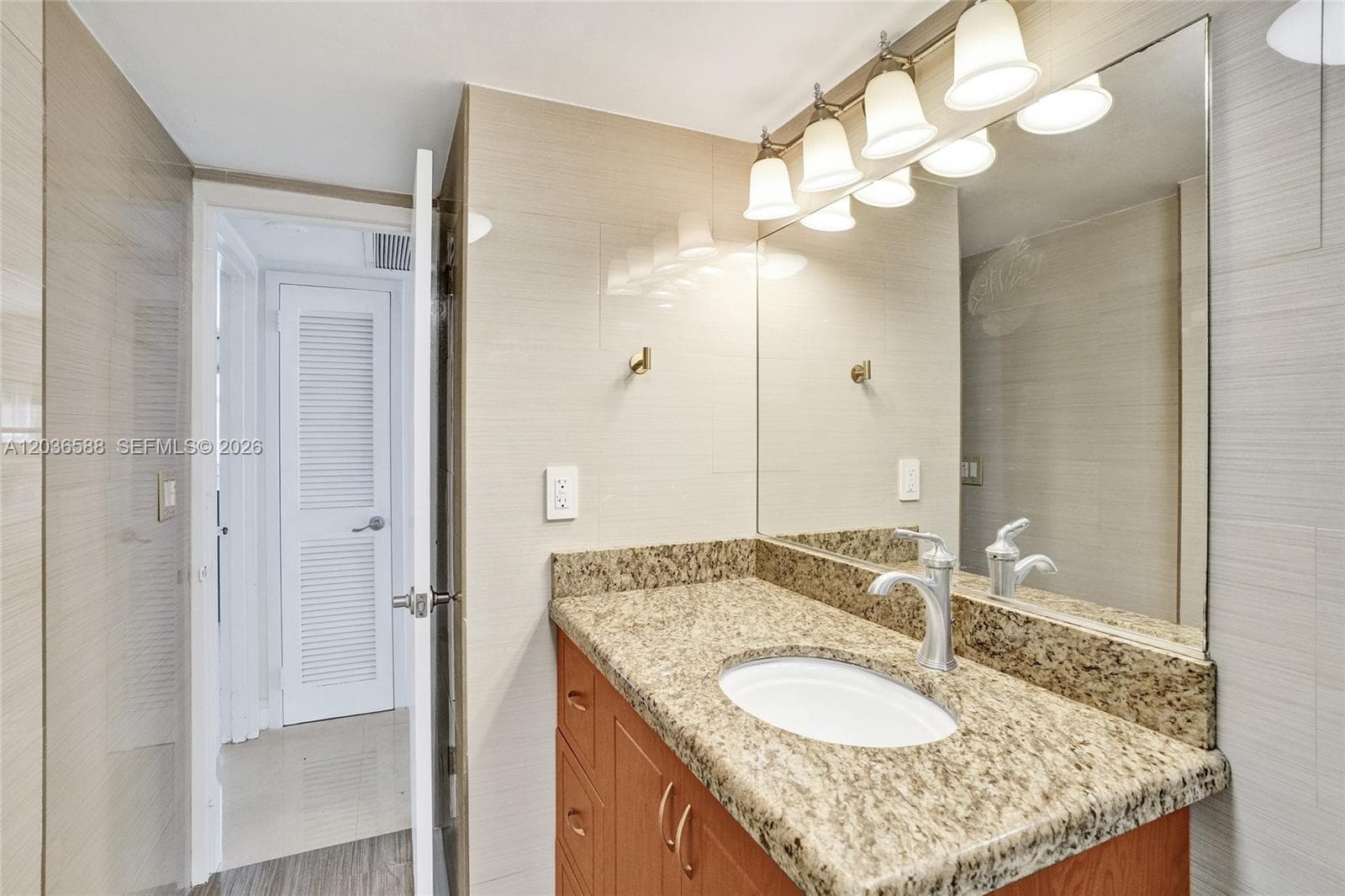 PARKER PLAZA CONDO ESTATE · #821 in Hallandale Beach - Photo 15