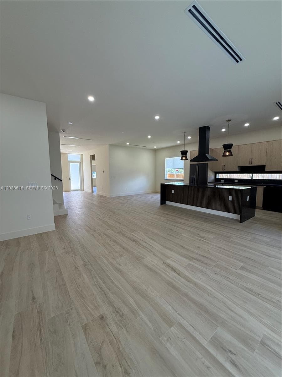 3326 Elizabeth St photo 27