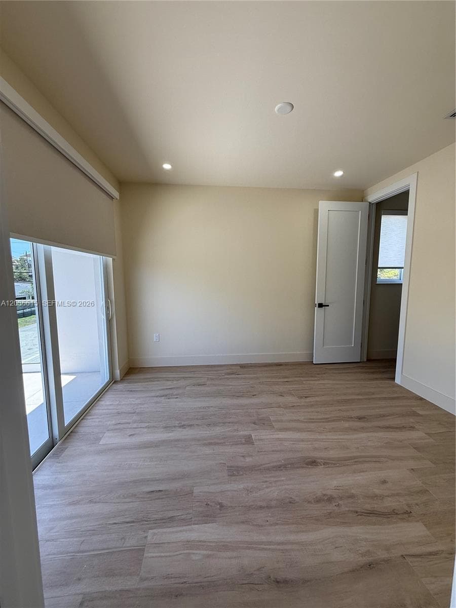 3326 Elizabeth St photo 47