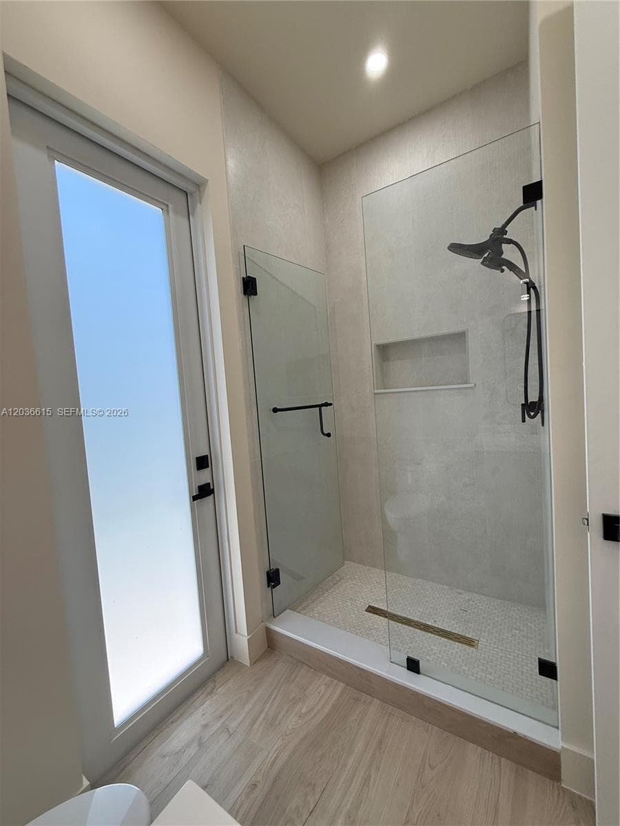 3326 Elizabeth St photo 12