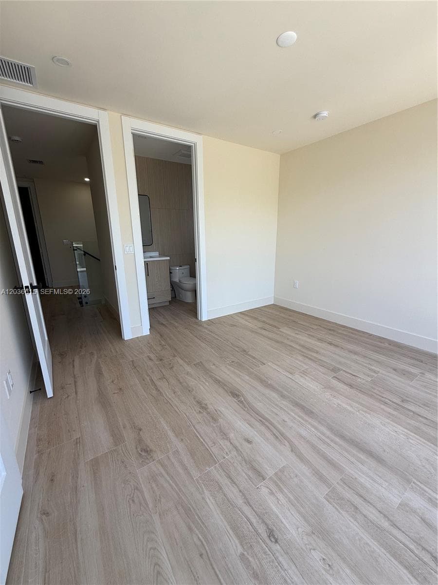 3326 Elizabeth St photo 53