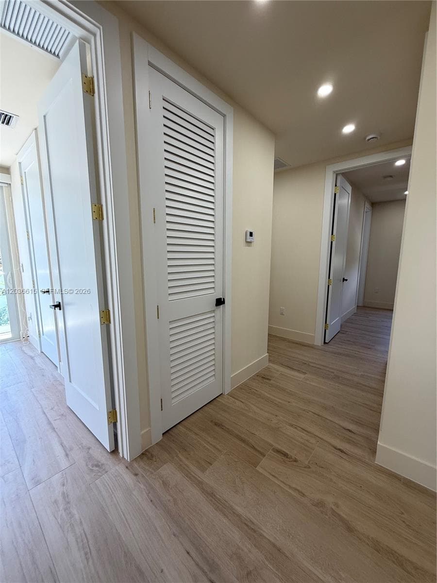 3326 Elizabeth St photo 37