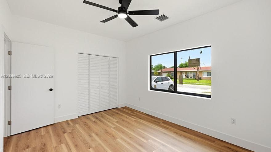 1140 NE 201st Ter photo 12