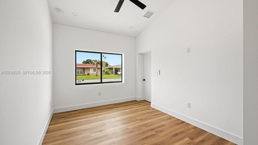 1140 NE 201st Ter photo 7
