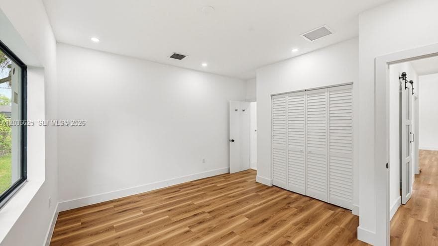 1140 NE 201st Ter photo 24