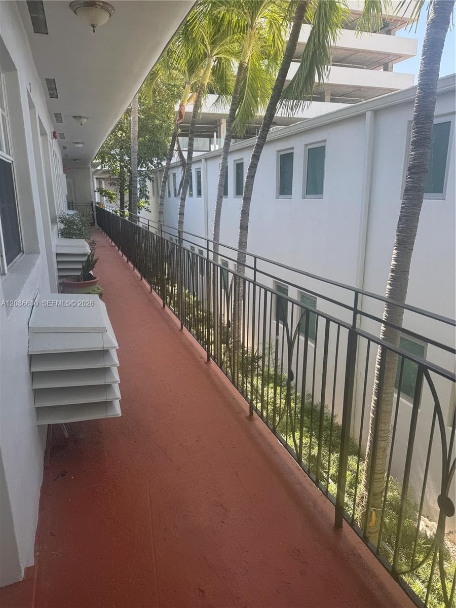 LINCOLN ROAD VILLAS EAST · #10 in Miami Beach - Photo 10