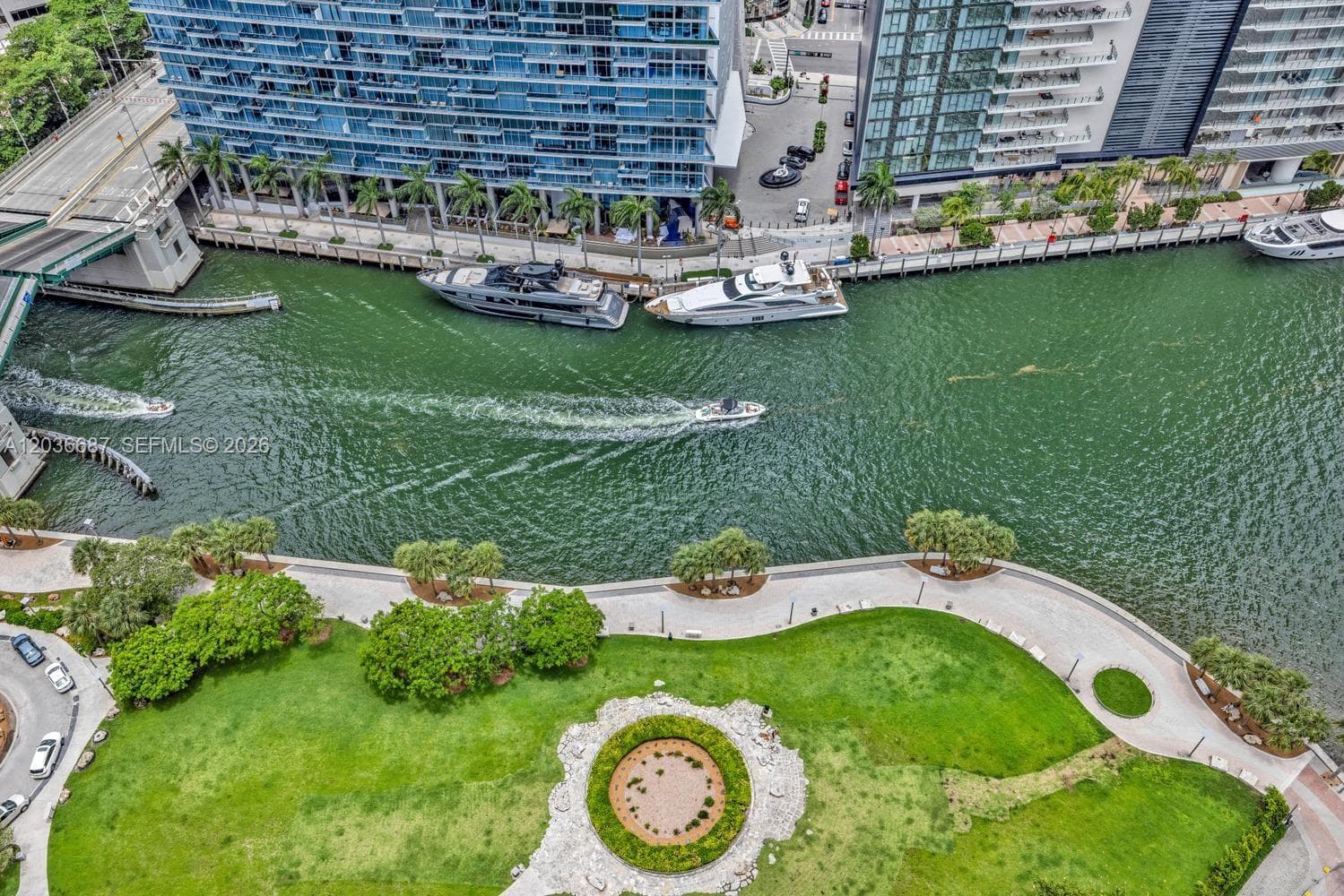 Icon Brickell I · #3214 in Miami - Photo 1