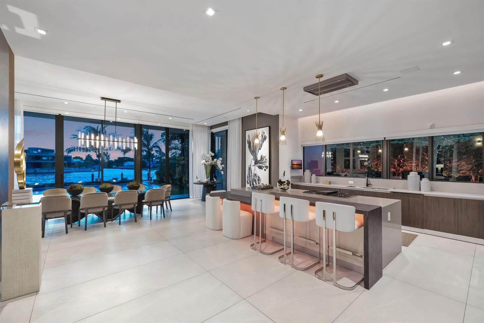154 - Evening Kitchen, Bar & Great Room