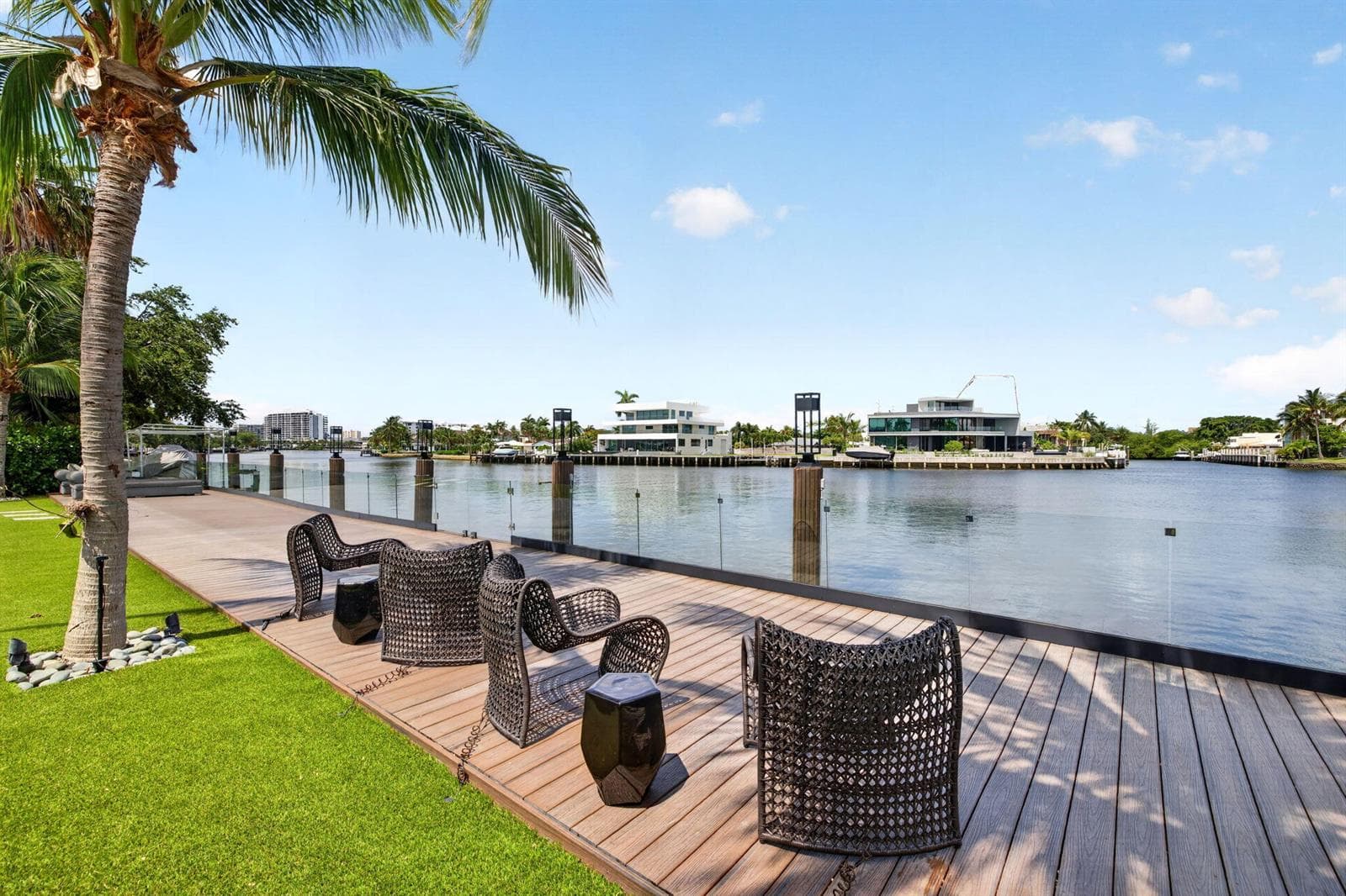 108 - Waterfront Lounge Deck