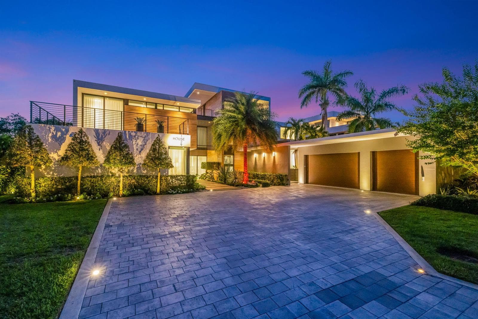140 - Twilight Front Elevation