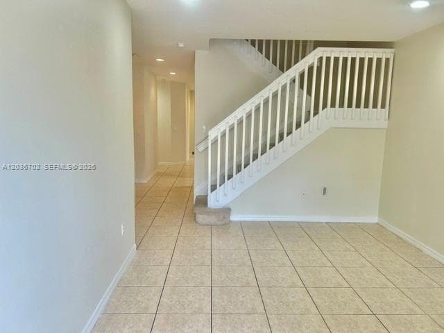 568 NE 35th Ave photo 2