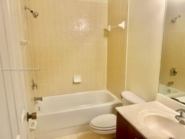 568 NE 35th Ave photo 21