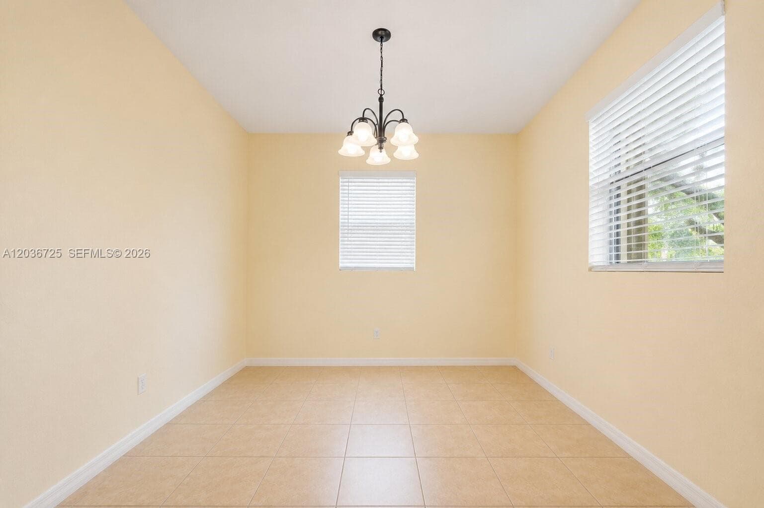 678 NE 33rd Ter photo 10