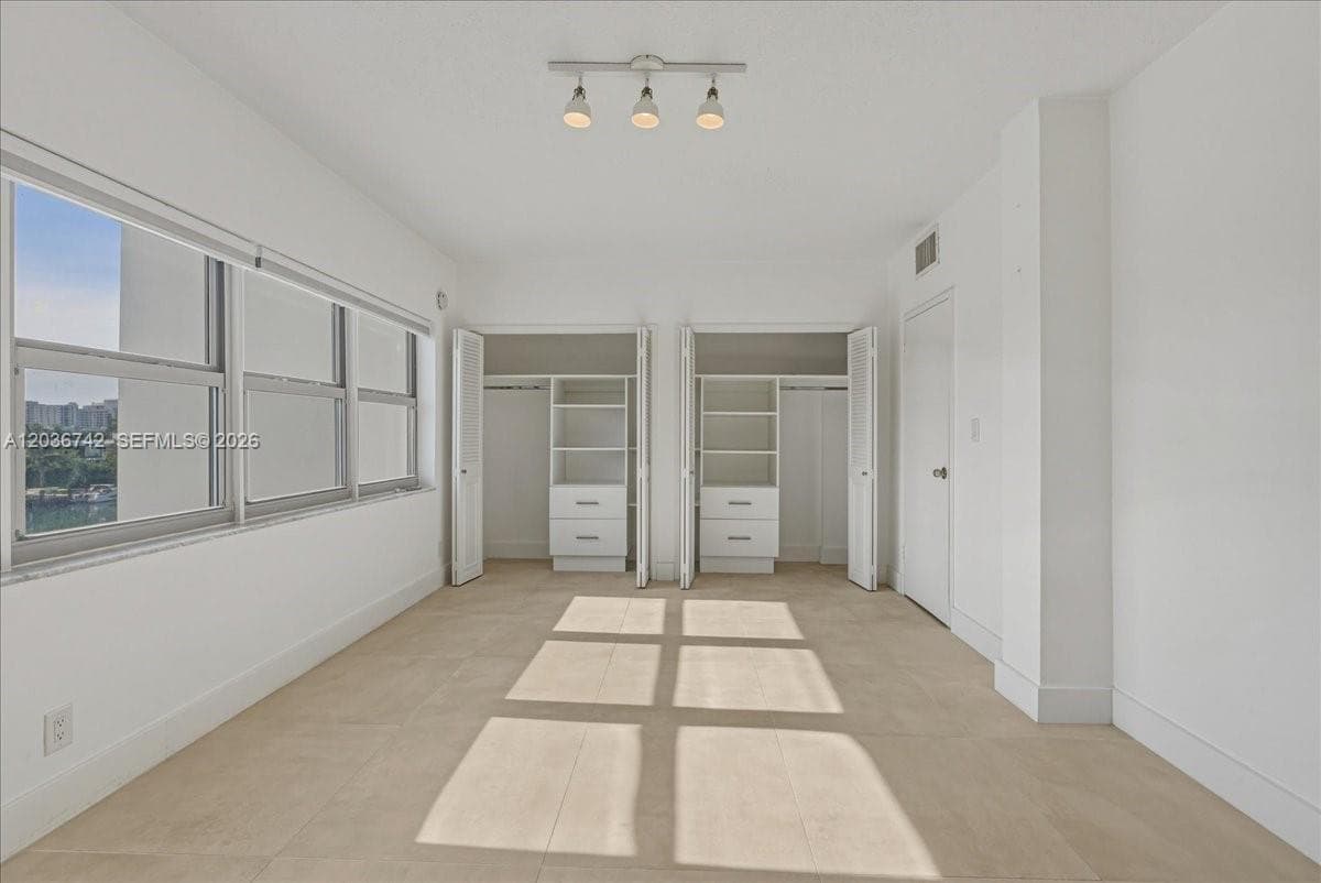 LONDON TOWERS · #404S in Bay Harbor Islands - Photo 22