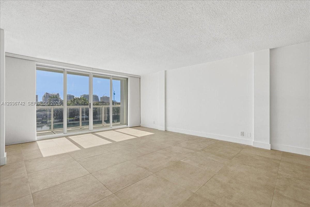 LONDON TOWERS · #404S in Bay Harbor Islands - Photo 9