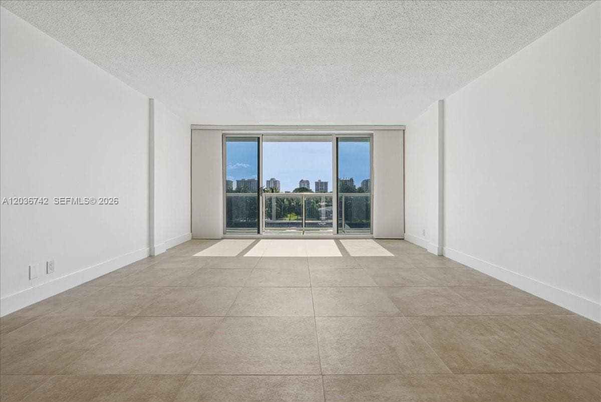 LONDON TOWERS · #404S in Bay Harbor Islands - Photo 10