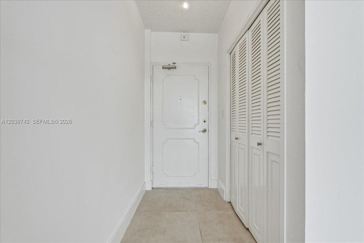 LONDON TOWERS · #404S in Bay Harbor Islands - Photo 18