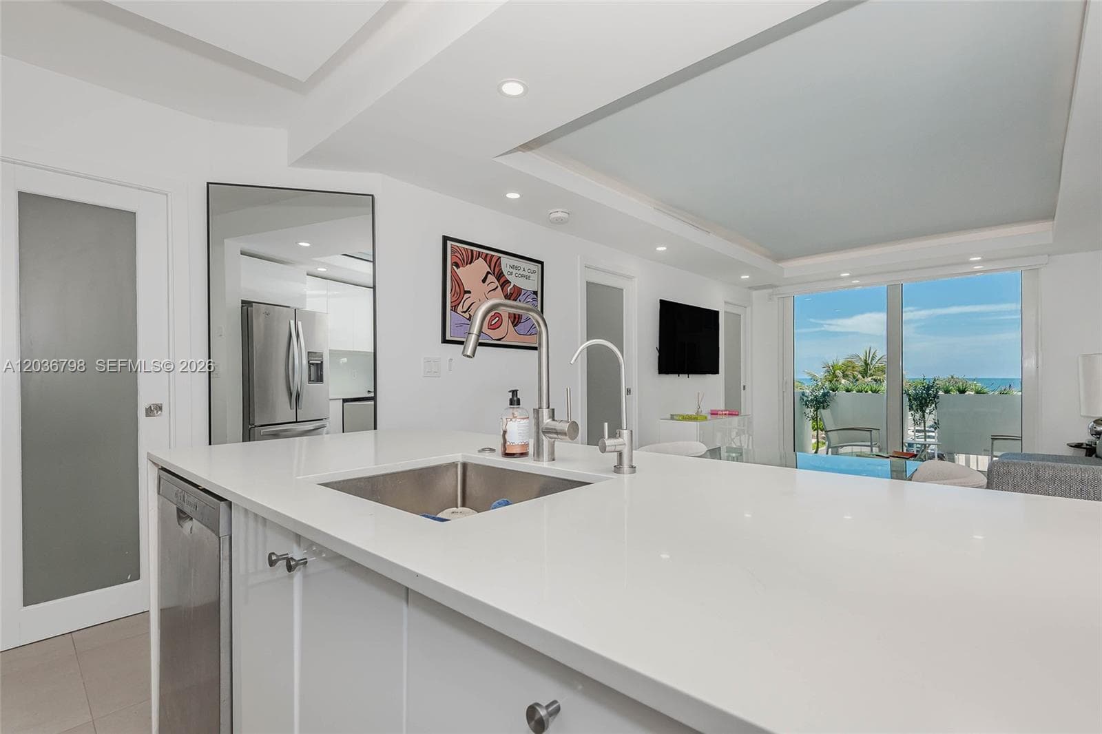 Ocean Point Condo · #326 in Miami Beach - Photo 2