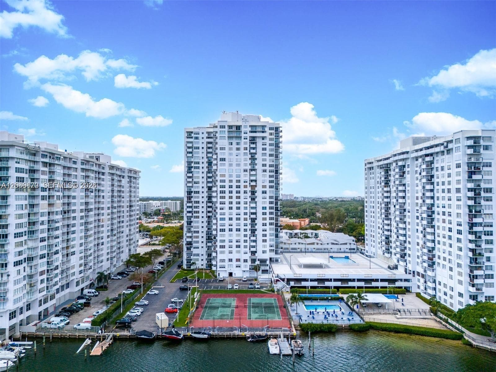COMMODORE PLAZA CONDO · #2009 in Aventura - Photo 24