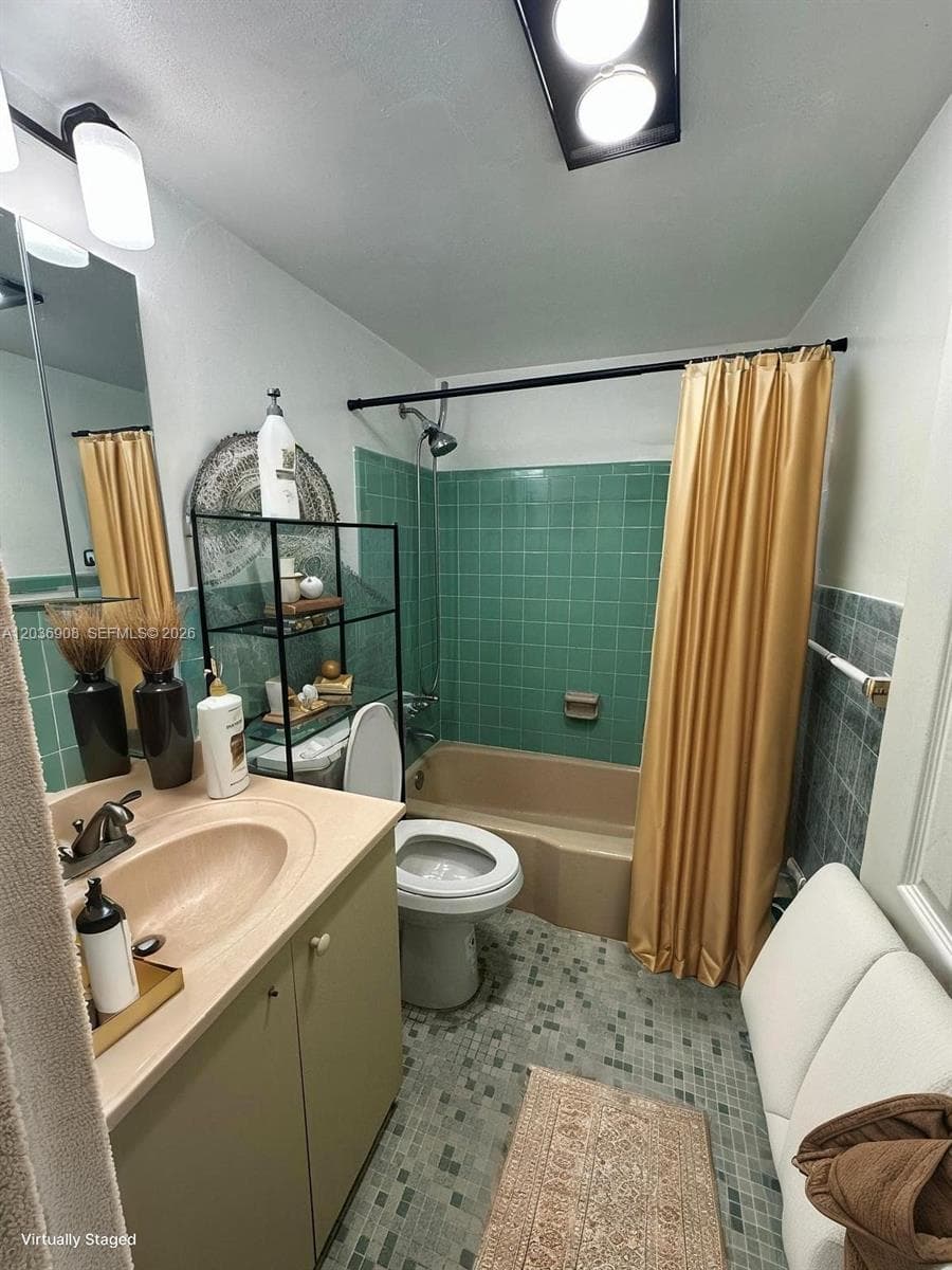 TOWN COLONY CONDO · #47A in Hollywood - Photo 31