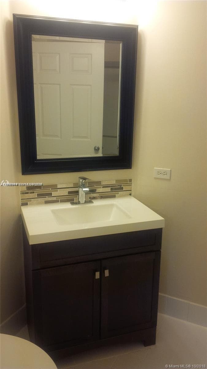 Porto Bellagio · #3113 in Sunny Isles Beach - Photo 7