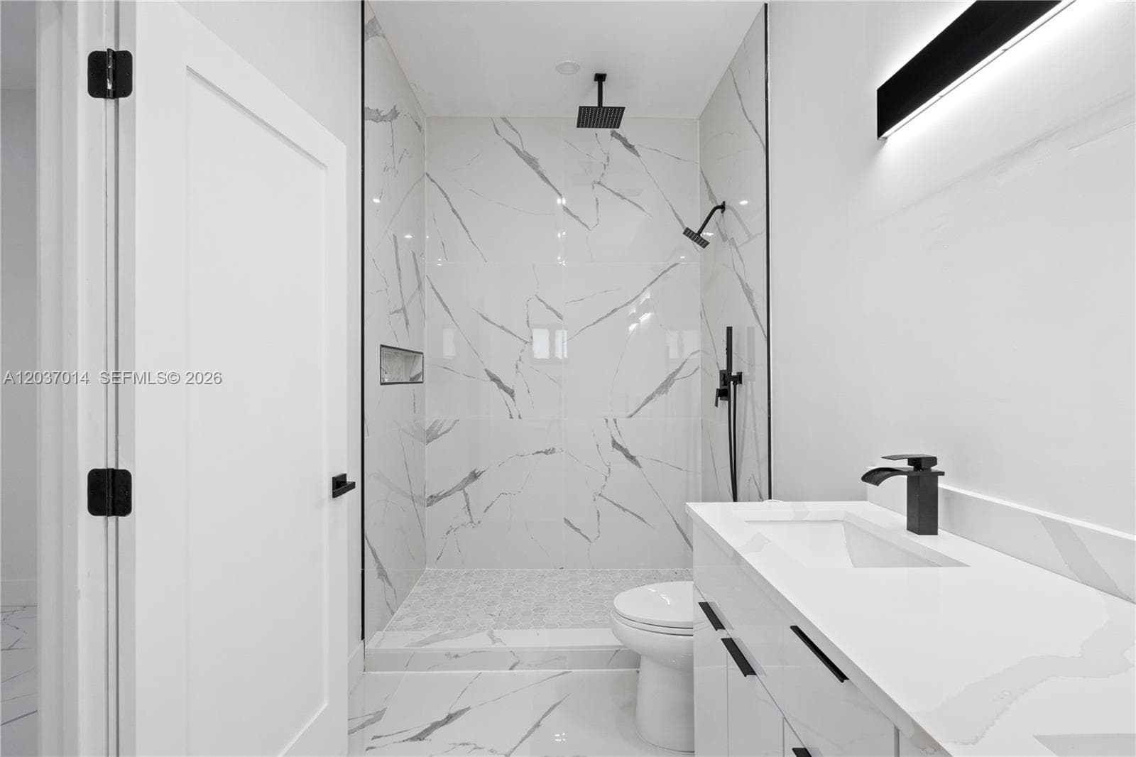 Second bathroom.