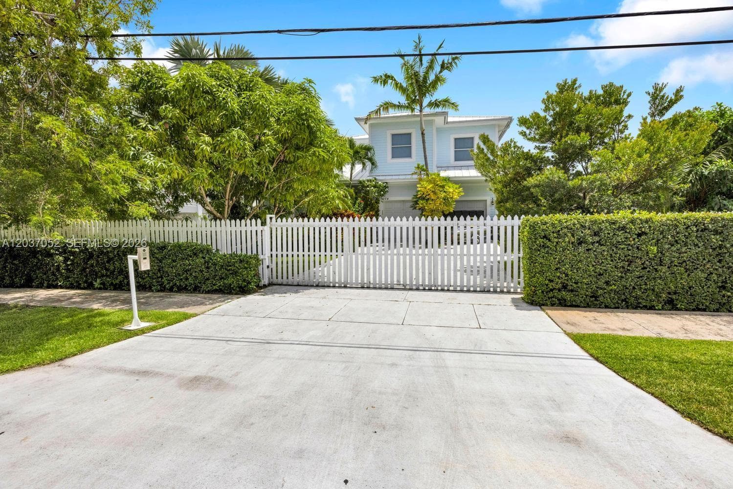 1074 NE Little River Dr photo 33