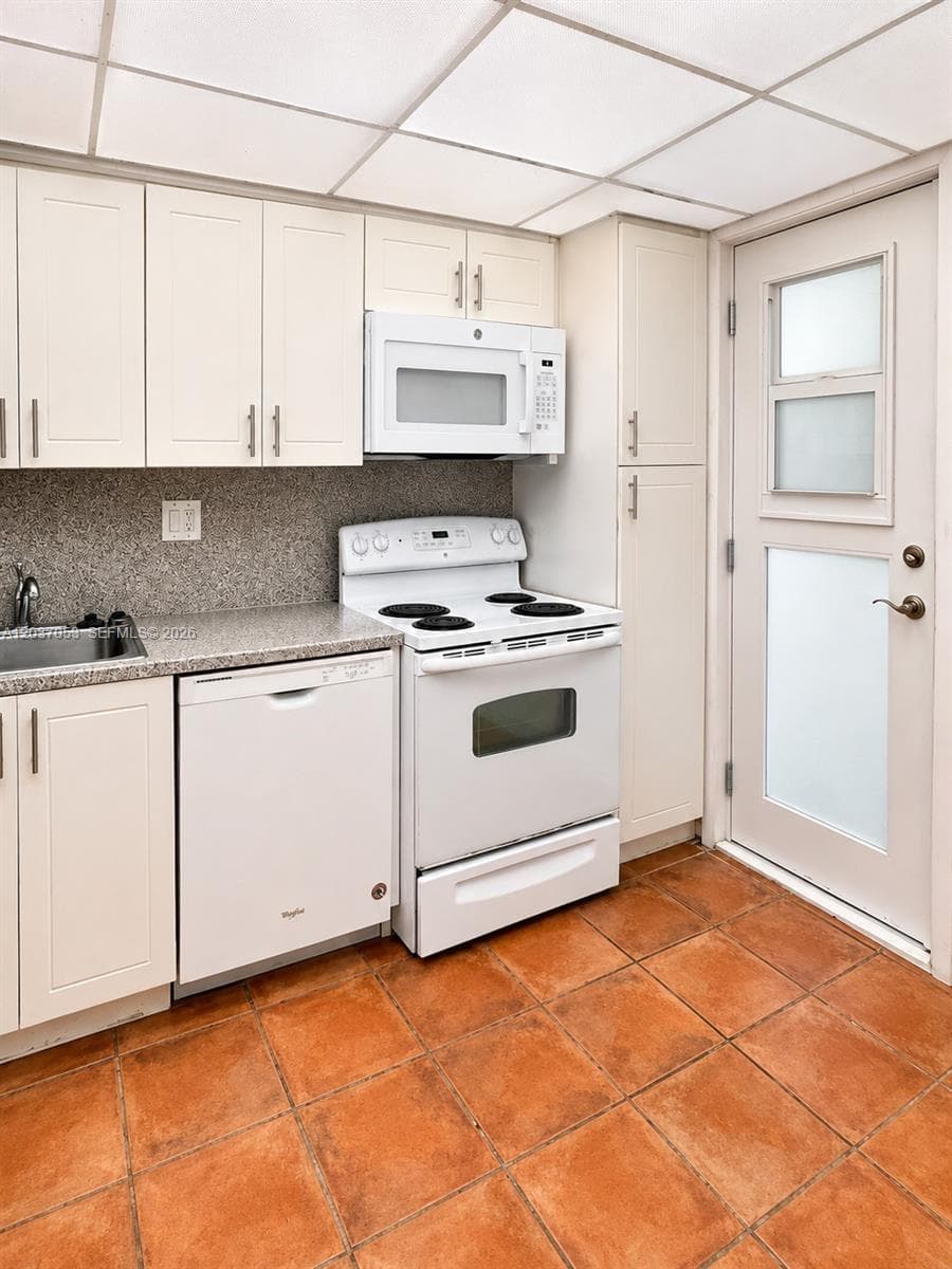 240 Galen · #214 in Key Biscayne - Photo 3