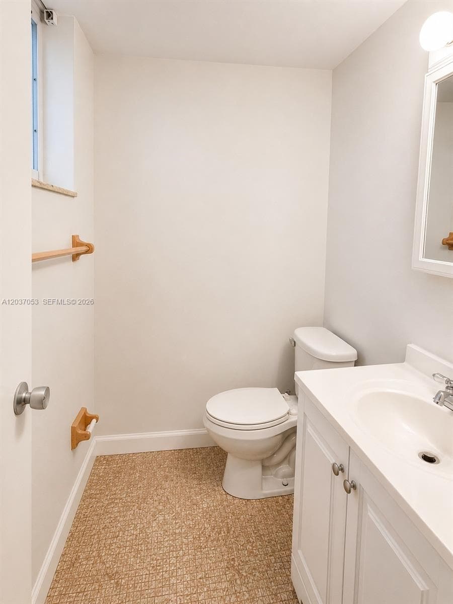 240 Galen · #214 in Key Biscayne - Photo 10